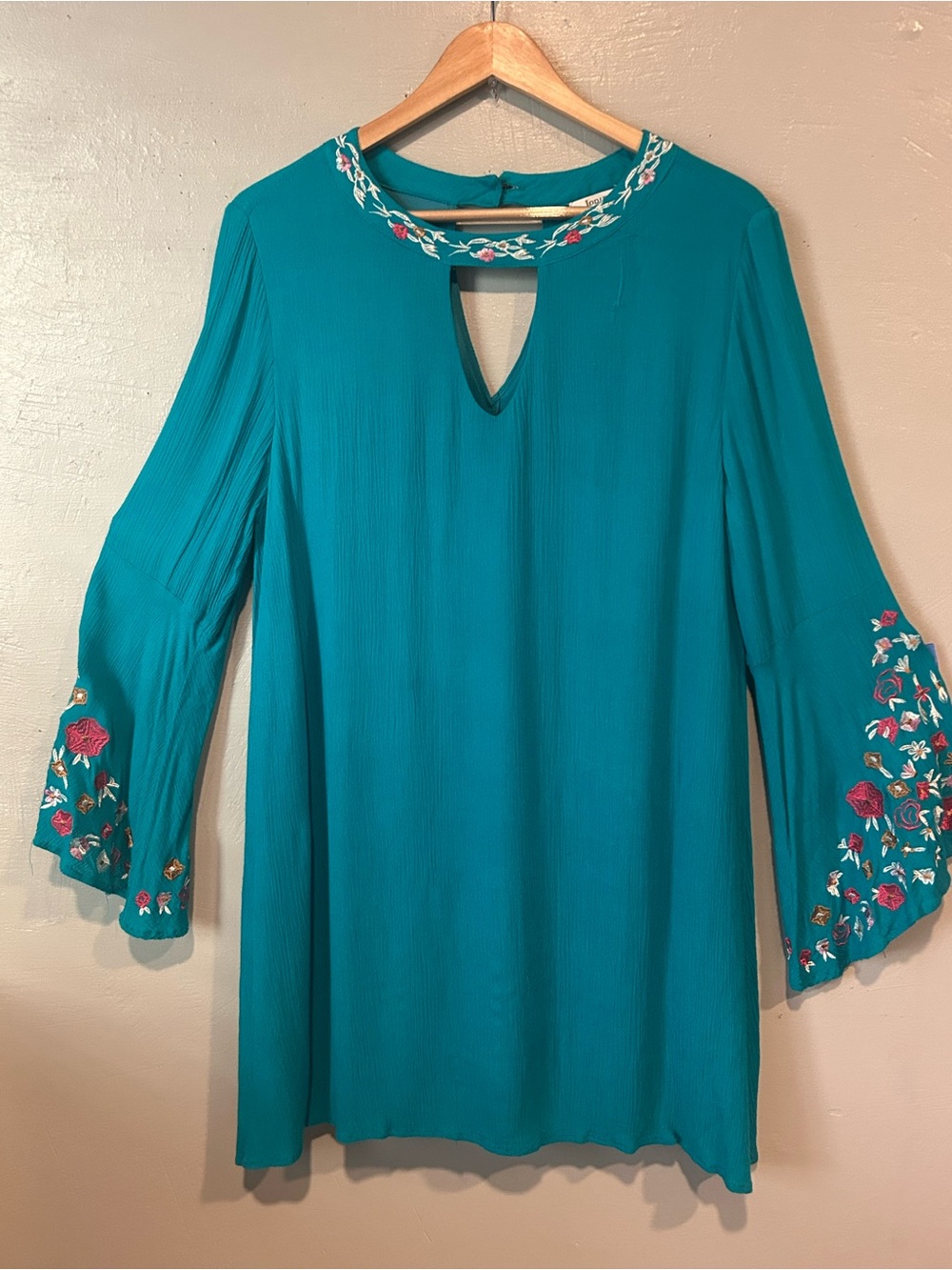 JODIFL Teal Lightweight Embroidered Tunic Long Sleeve L